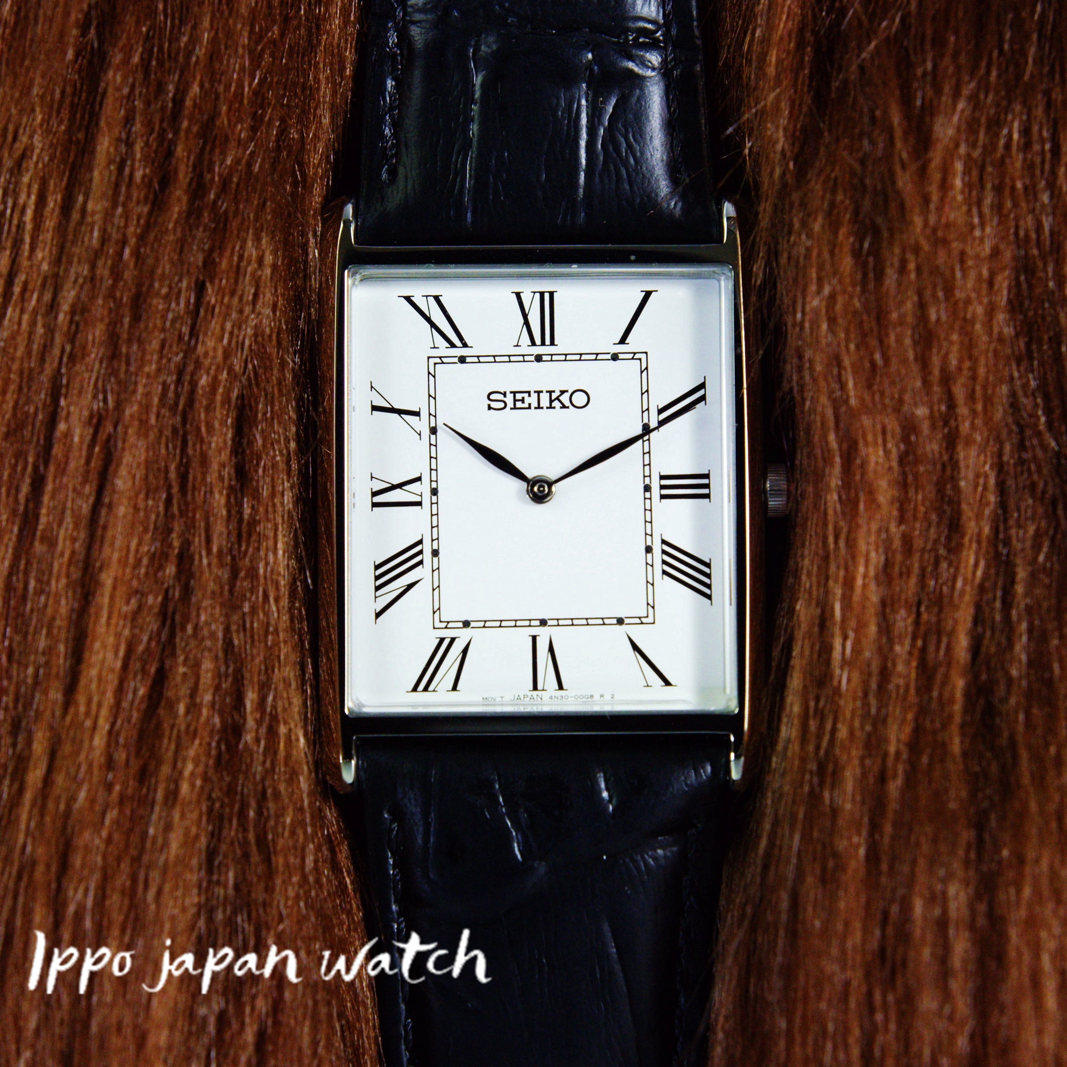 SEIKO SWR049 Essentials Steel mm White Dial Rectangle Quartz