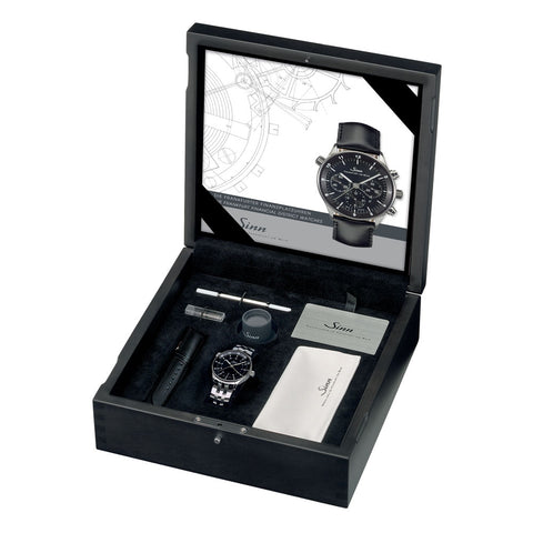Sinn 6096 Diving Watch with Rotating Bezel and Water Resistance
