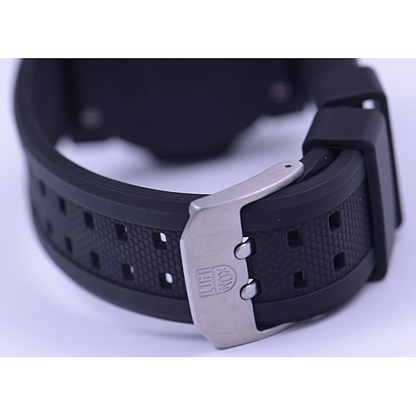 LUMINOX 3051 Watch - NAVY SEAL COLORMARK 3050 SERIES Water Resistant Classic Design with 2 Year Warranty and Durable Build (I