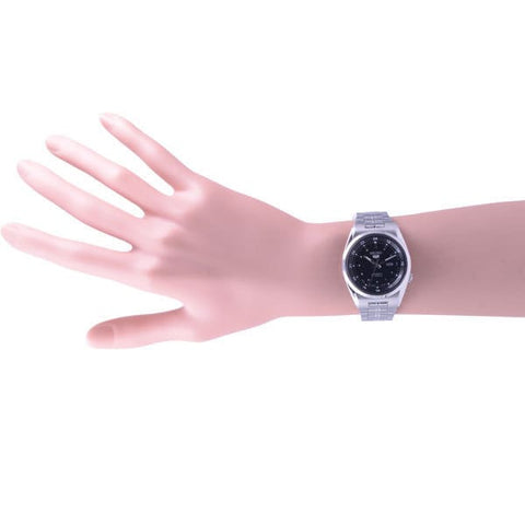 CITIZEN QB78 202 Eco Drive Solar Powered Water Resistant Men's Watch with Classic Design and Date Function