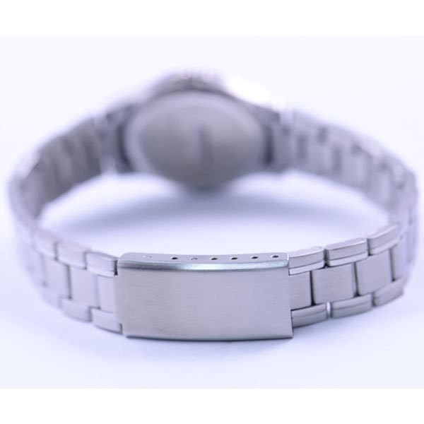 CITIZEN W379-204 Watch (Image 5)