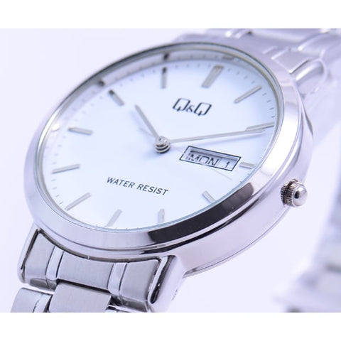 CITIZEN A202 201 Elegant Wristwatch with Day and Date Display, Durable Stainless Steel, Water Resistant Design for Everyday Use