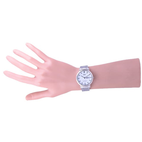 CITIZEN A202 201 Elegant Wristwatch with Day and Date Display, Durable Stainless Steel, Water Resistant Design for Everyday Use