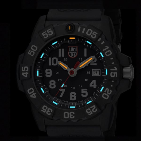LUMINOX 3502 Watch - Navy SEAL BK QT Carbon Belt [Parallel Import] (Image 3)