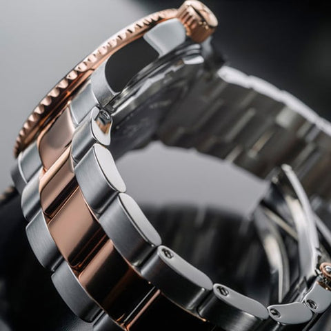 DAVOSA 161.555.65 Watch - Men's Watch with Metal Bracelet and Ceramic Bezel Water Resistant Classic Design (Image 4)
