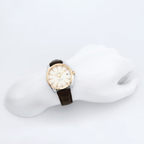 OMEGA 231.23.42.21.02.001 Watch (Image 4)