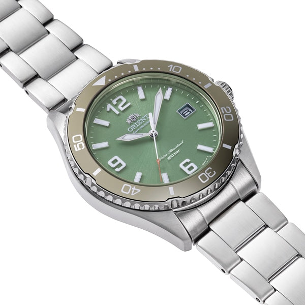 ORIENT RN-WJ0001E Watch - Men's Sports Mako 40 Diver Design Solar Powered Metal Band Watch (Image 2)