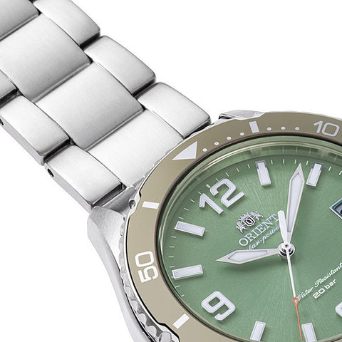 ORIENT RN-WJ0001E Watch - Men's Sports Mako 40 Diver Design Solar Powered Metal Band Watch (Image 5)