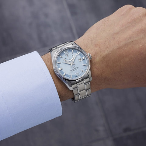 ORIENT RK AU0109L Stainless Steel Men's Automatic Watch with Manual Winding, Contemporary Design and Reliable Performance