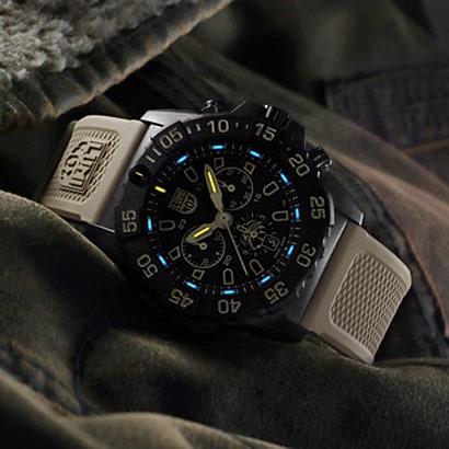LUMINOX 3590.NSF.SET Watch - LUMINOX NAVY SEAL CHRONOGRAPH 3580 SERIES - Durable, Water-Resistant Watch for Adventurers (Imag