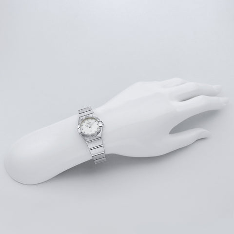 (Brand) (Model/SKU) Stylish Design Water Resistant Automatic Movement Durable Stainless Steel Band