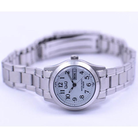 CITIZEN W473-204 Watch - Women's Wristwatch Stainless Steel Model (Image 3)