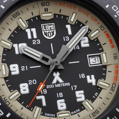 Luminox 3731 Watch - BEAR GRYLLS MOUNTAIN 3730 SERIES Ref. (Image 4)