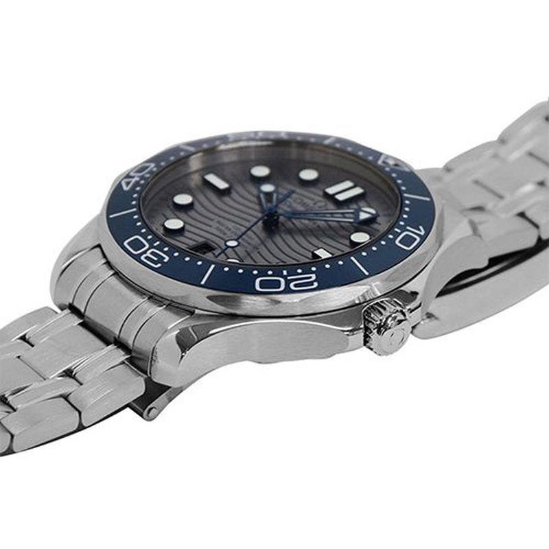 Omega 210.30.42.20.06.001 Watch - DIVER 30 0M CO-AXIAL MASTER CHRONOMETER 42 M?M watch (Image 2)