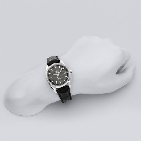 OMEGA 231.13.39.21.06.001 Watch - Seamaster Aqua Terra 5-Year Warranty Grey Dial Automatic Movement Water Resistant (Image 4)