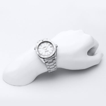 OMEGA 232.30.42.21.04.001 Seamaster OMEGA
