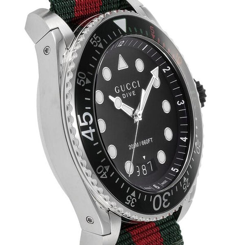 GUCCI Dive 2-Year Warranty Black YA136209A [Parallel Import]