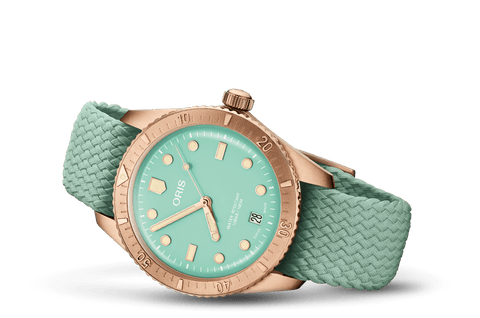 Oris 01-733-7771-3157-07-3-19-03BRS Watch - Divers Sixty-Five Cotton Candy (Image 3)