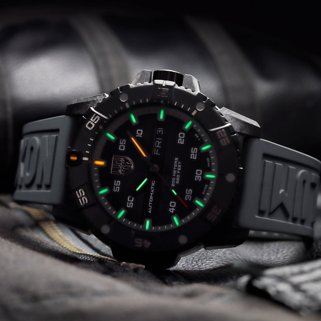 Luminox 3862 Watch - MASTER CARBON SEAL AUTOMATIC 3860 SERIES Ref. (Image 6)