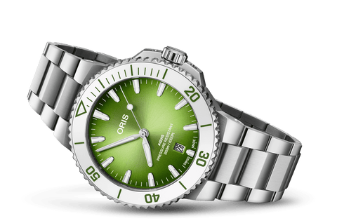 Oris 01-733-7787-4137-07-8-22-04PEB Watch - Aquis Date Taste of Summer