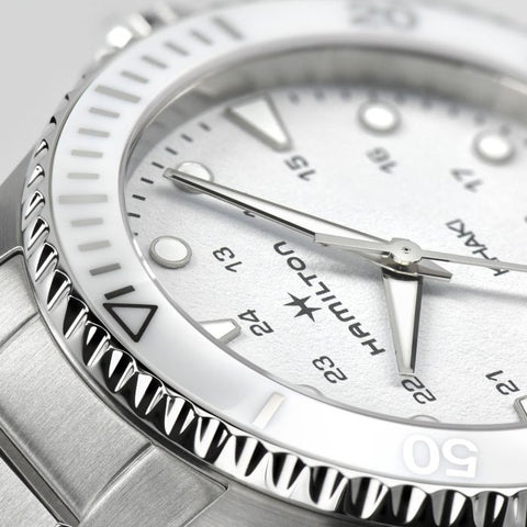 Hamilton H82221110 Watch - Khaki ネイビー Scuba Quartz (Image 4)