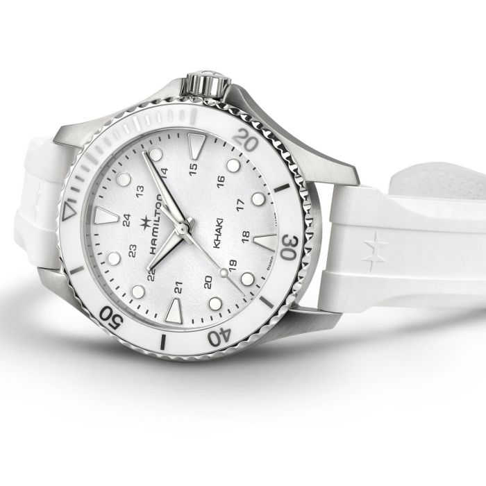 Hamilton H82221310 Watch - Khaki ネイビー Scuba Quartz (Image 3)