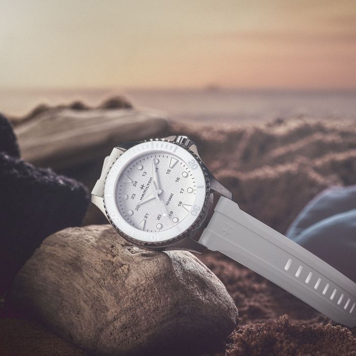 Hamilton H82221310 Watch - Khaki ネイビー Scuba Quartz (Image 6)