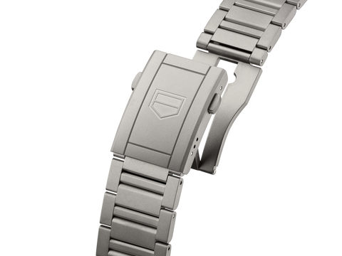 TAG Heuer CBZ2080.BF0009 Watch - Swiss Automatic Chronograph Sapphire Crystal Water Resistant 42mm Stainless Steel (Image 3)