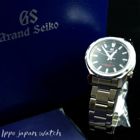 Grand Seiko SBGX343 Enhanced waterproofing for daily life 20 bar Battery-powered quartz Watch
