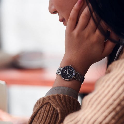 Citizen Ladies Watch xC HAPPY FLIGHT Series Eco-Drive Multi-Station Receiver Analog Pair Model Ladies EC1010-57F