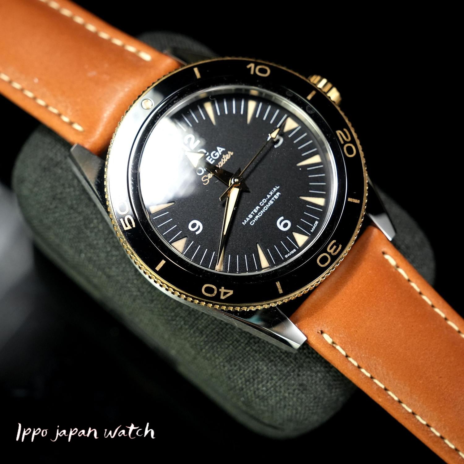 OMEGA 233.22.41.21.01.001 Watch - Seamaster 300M Black (Case: Yellow Gold) 5-Year Warranty [Parallel Import] (Image 2)