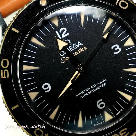 OMEGA 233.22.41.21.01.001 Watch - Seamaster 300M Black (Case: Yellow Gold) 5-Year Warranty [Parallel Import] (Image 3)