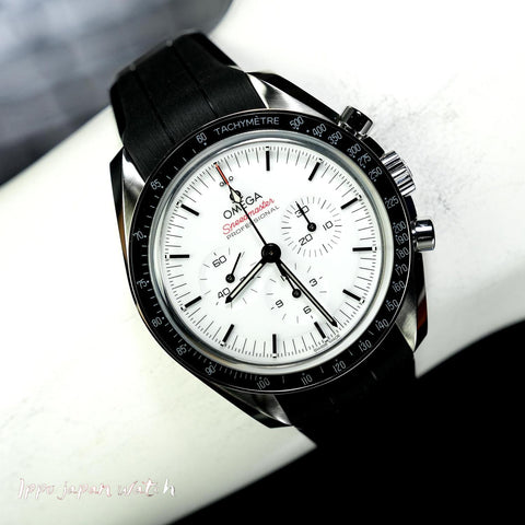 OMEGA 310.32.42.50.04.001 Speedmaster Moonwatch Professional 42mm Manual Wind with Rubber Strap and 5 Year Warranty for Timeless Style and Precision