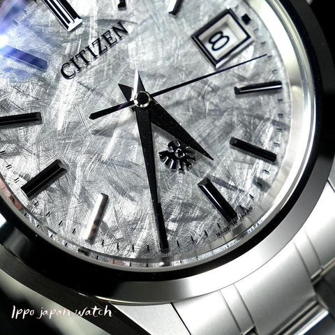 Citizen Men's Watch - The CITIZEN High Precision Solar Eco-Drive with Eagle Feather Dial Pattern, AQ4100-57B