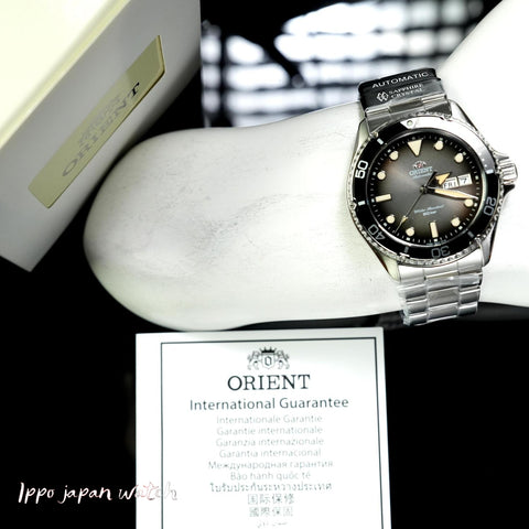 Orient Men's Mako Sports Diver Design Automatic Metal Band Watch RN-AA0810N