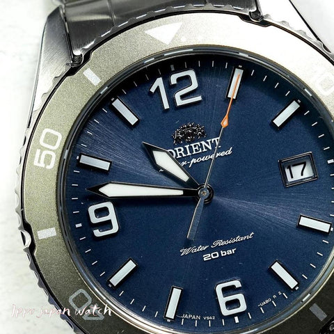 ORIENT RN-WJ0002L Watch - Men's Sports Mako 40 Diver Design Solar Powered Metal Band Watch (Image 3)