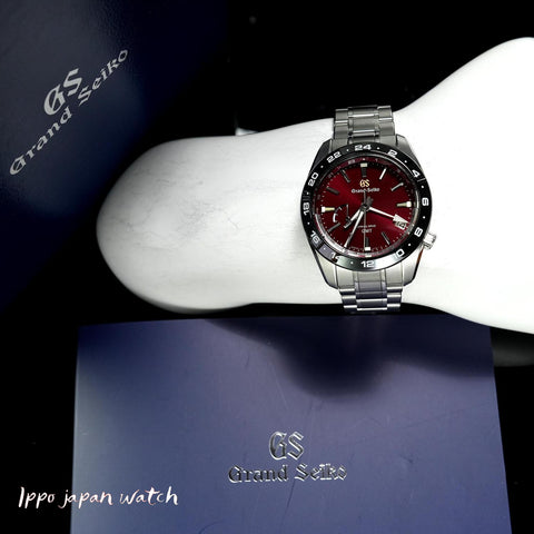 Grand Seiko Sport Collection SBGE305 Spring Drive GMT Caliber 9R 20th anniversary limited watch
