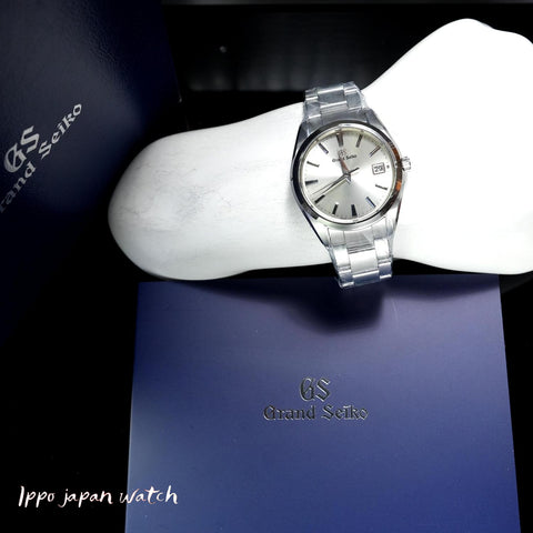 Ref.SBGP009 Day Date 9FQuartz SS 40MM With Genuine box and Warranty watch