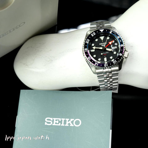 Seiko 5 Sports SKX series Automatic Mechanical Men's Wristwatch SBSC021 2025.9 release