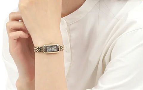 LC2501PG5L Elegant Women's Watch - Rose Gold Tone - Water Resistant - Quartz Movement - Stylish Design