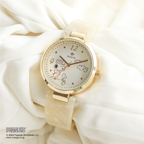 PNT038-1(WH) ) Snoopy Acrylic Bangle Watch Stylish Design Lightweight Comfortable Fit Fun Character Theme