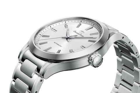 ORIENT RKBQ0003S Contemporary Collection Three-Hand Automatic Stainless Steel Water Resistant Elegant Design