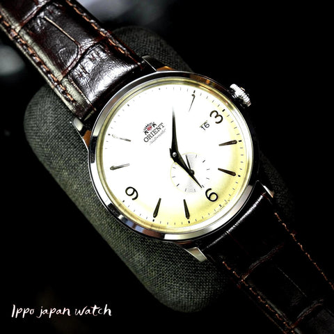 ORIENT RN-AP0003S Watch - Classic Mechanical Watch with Small Seconds Hand, Leather Strap Men's Watch (Image 2)