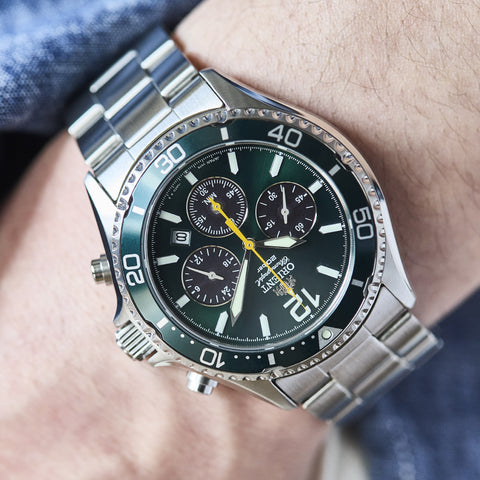 ORIENT RN-TX0204E Watch - Men's Sports Mako Diver Design Chronograph Solar Powered Metal Band Watch (Image 4)