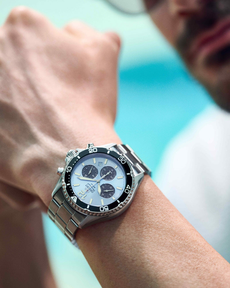 ORIENT RN-TX0206L Watch - Sports Orient Mako Diver Design Chronograph Solar-Powered Metal Band Men's Watch (Image 7)