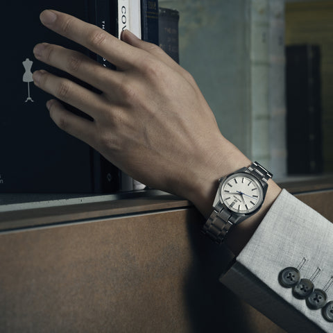 Grand Seiko SBGW297 Automatic Movement Stainless Steel Case Sapphire Crystal Elegant Design