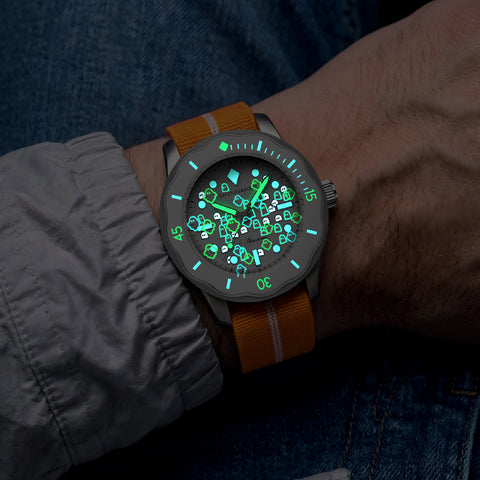 Other Overseas Manufacturers SP-5195-11A Automatic Movement 40mm Case Water Resistant 2-Year Warranty Stylish Design