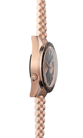OMEGA 522.50.45.52.03.001 SPEEDMASTER CHRONO CHIME 45 mm, Sedna™ gold on Sedna™ gold