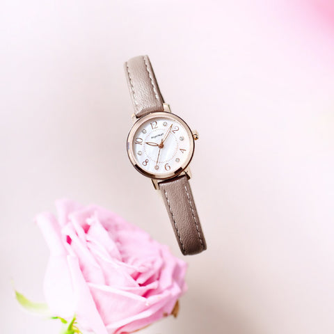 THN24PTP Twinkle Heart White Pearl Elegant Design 1-Year Warranty Water-Resistant Stylish Timepiece