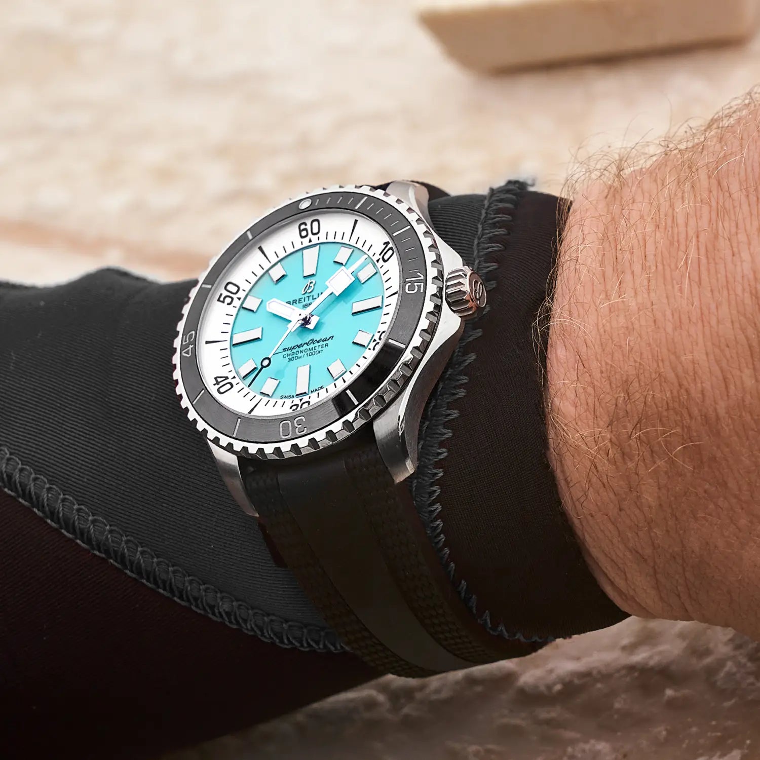 Breitling A17376211L2S1 Watch - Watch Japan Official (Image 5)